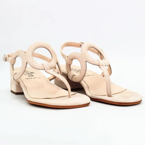 Shop Handmade Italian Leather Women's Block Heel Sandal in Calf Leather Suede Sabbia (EDG10021) or browse our range of hand-made Italian shoes in leather or suede in-store at Aliverti Cape Town, or shop online. We deliver in South Africa & offer multiple payment plans as well as accept multiple safe & secure payment methods.