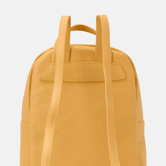 Cuoieria Fiorentina Small Backpack in calf leather giallo (B000005908008) or browse our range of hand-made Italian handbags for women in-store at Aliverti Cape Town, or shop online.
We deliver in South Africa & offer multiple payment plans as well as accept multiple safe & secure payment methods.