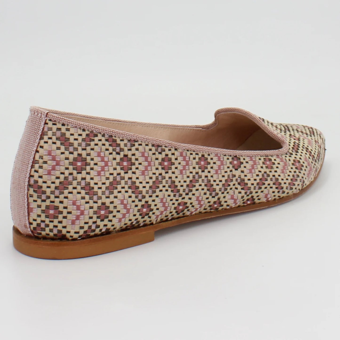 Shop Handmade Italian Leather and fabric pump in pixel beige and rosa (P221) or browse our range of hand-made Italian shoes in leather or suede in-store at Aliverti Cape Town, or shop online. We deliver in South Africa & offer multiple payment plans as well as accept multiple safe & secure payment methods.