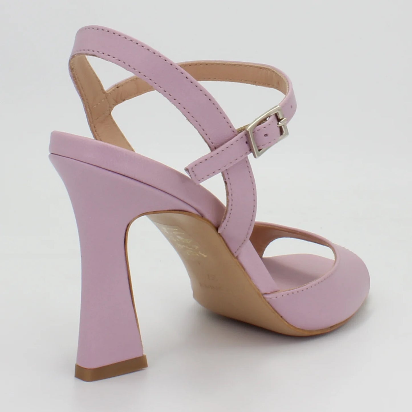 Shop Handmade Italian Leather high heel in violet ice (NATALIE 7) or browse our range of hand-made Italian shoes in leather or suede in-store at Aliverti Cape Town, or shop online. We deliver in South Africa & offer multiple payment plans as well as accept multiple safe & secure payment methods.