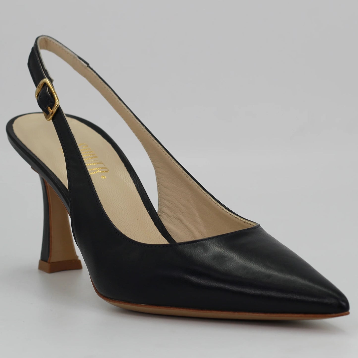 Shop Handmade Italian Leather sling back in Navy Blue (MPE581) or browse our range of hand-made Italian shoes in leather or suede in-store at Aliverti Cape Town, or shop online. We deliver in South Africa & offer multiple payment plans as well as accept multiple safe & secure payment methods.