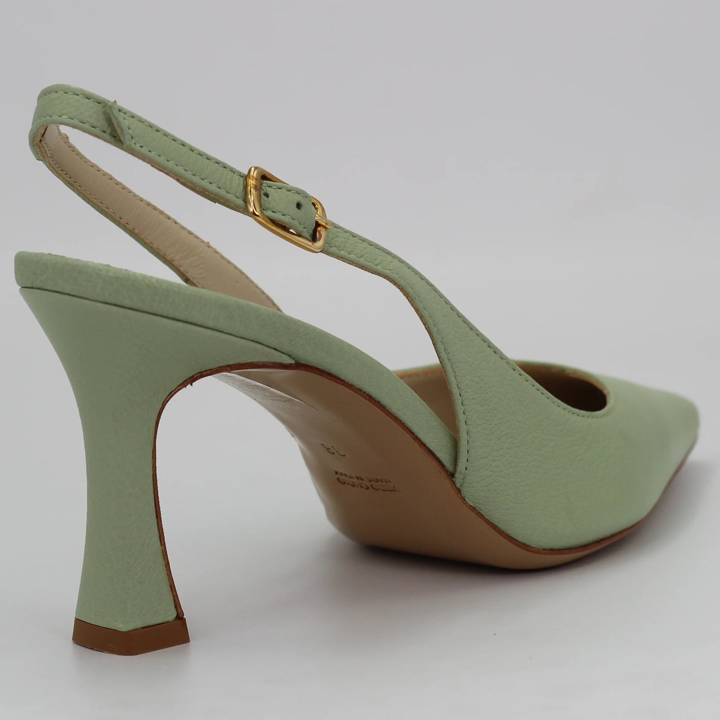 Shop Handmade Italian Leather sling back in Mint (MPE581) or browse our range of hand-made Italian shoes in leather or suede in-store at Aliverti Cape Town, or shop online. We deliver in South Africa & offer multiple payment plans as well as accept multiple safe & secure payment methods.