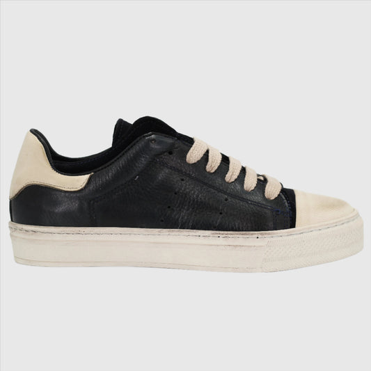 Shop Handmade Italian Leather Sneaker in Blue (GRD700/1) or browse our range of hand-made Italian shoes in leather or suede in-store at Aliverti Cape Town, or shop online. We deliver in South Africa & offer multiple payment plans as well as accept multiple safe & secure payment methods.
