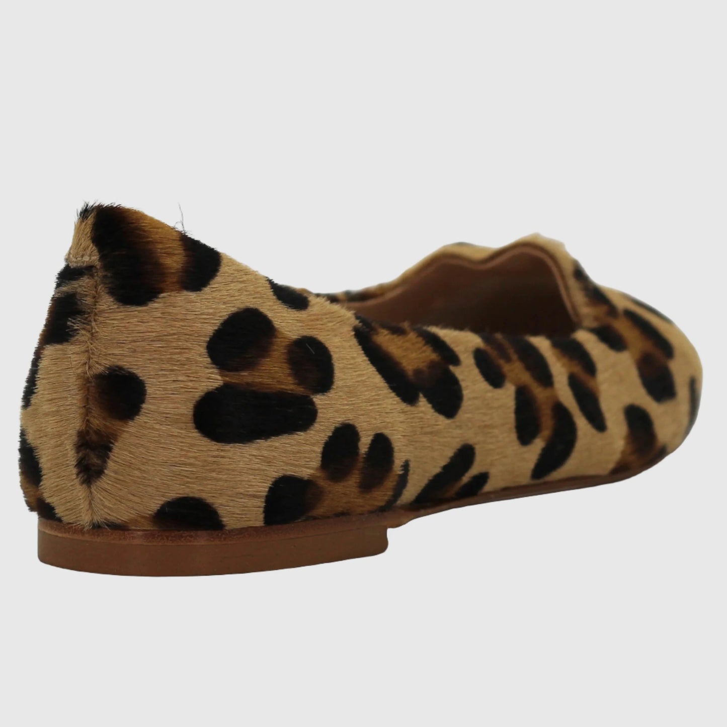 Shop Handmade Italian Leather Ballerina Pump in Calf Leather Leopard (ESE364) or browse our range of hand-made Italian shoes in leather or suede in-store at Aliverti Cape Town, or shop online. We deliver in South Africa & offer multiple payment plans as well as accept multiple safe & secure payment methods.