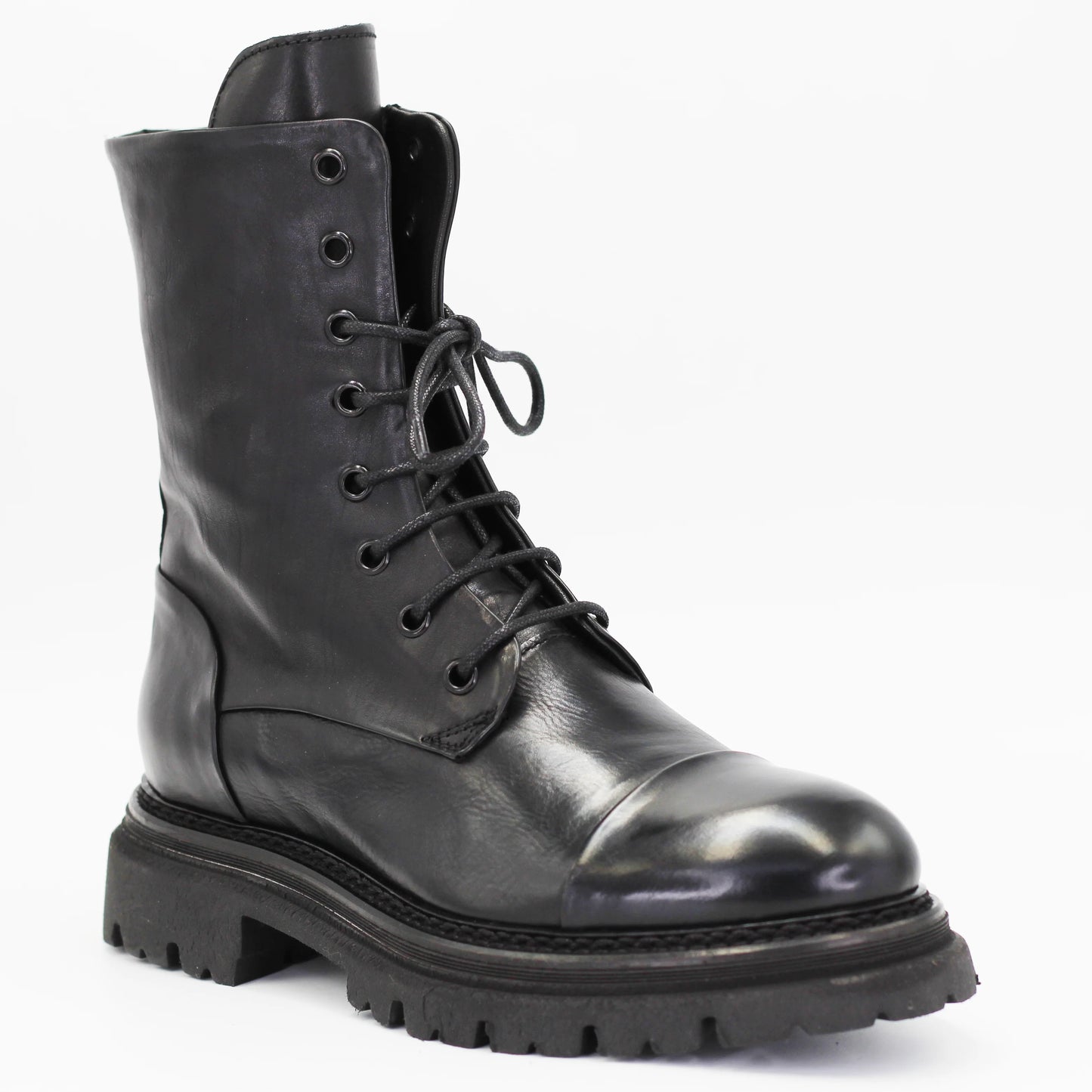 Shop Women's chunky ankle boot in calf leather nero (JP35773/1) or browse our range of men's Italian clothing and shoes in leather in-store at Aliverti Cape Town, or shop online. We deliver in South Africa & offer multiple payment plans as well as accept multiple safe & secure payment methods.