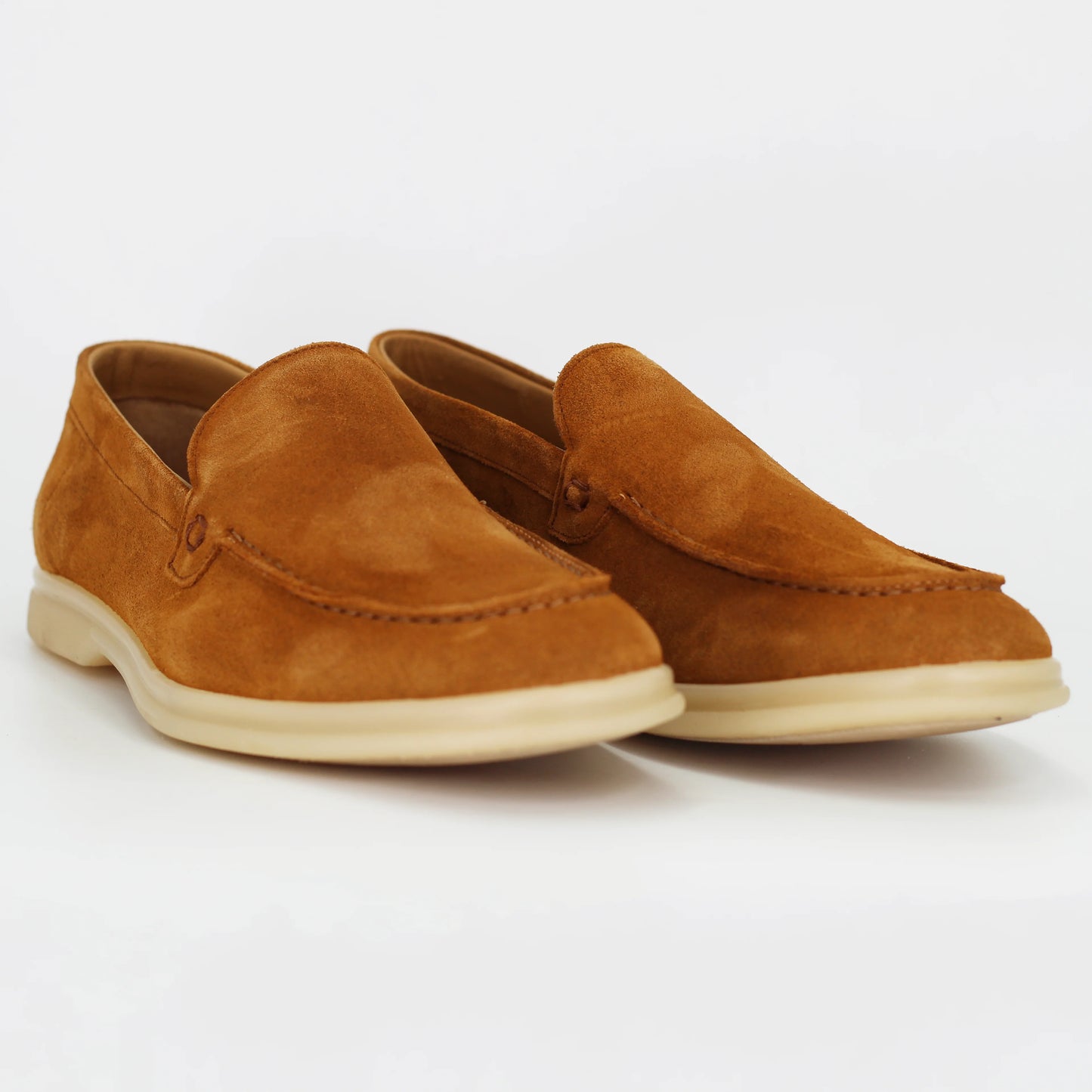 Shop men's moccasin in calf leather suede cuoio (GRUElite-10) or browse our range of men's Italian clothing and shoes in leather in-store at Aliverti Cape Town, or shop online. We deliver in South Africa & offer multiple payment plans as well as accept multiple safe & secure payment methods.