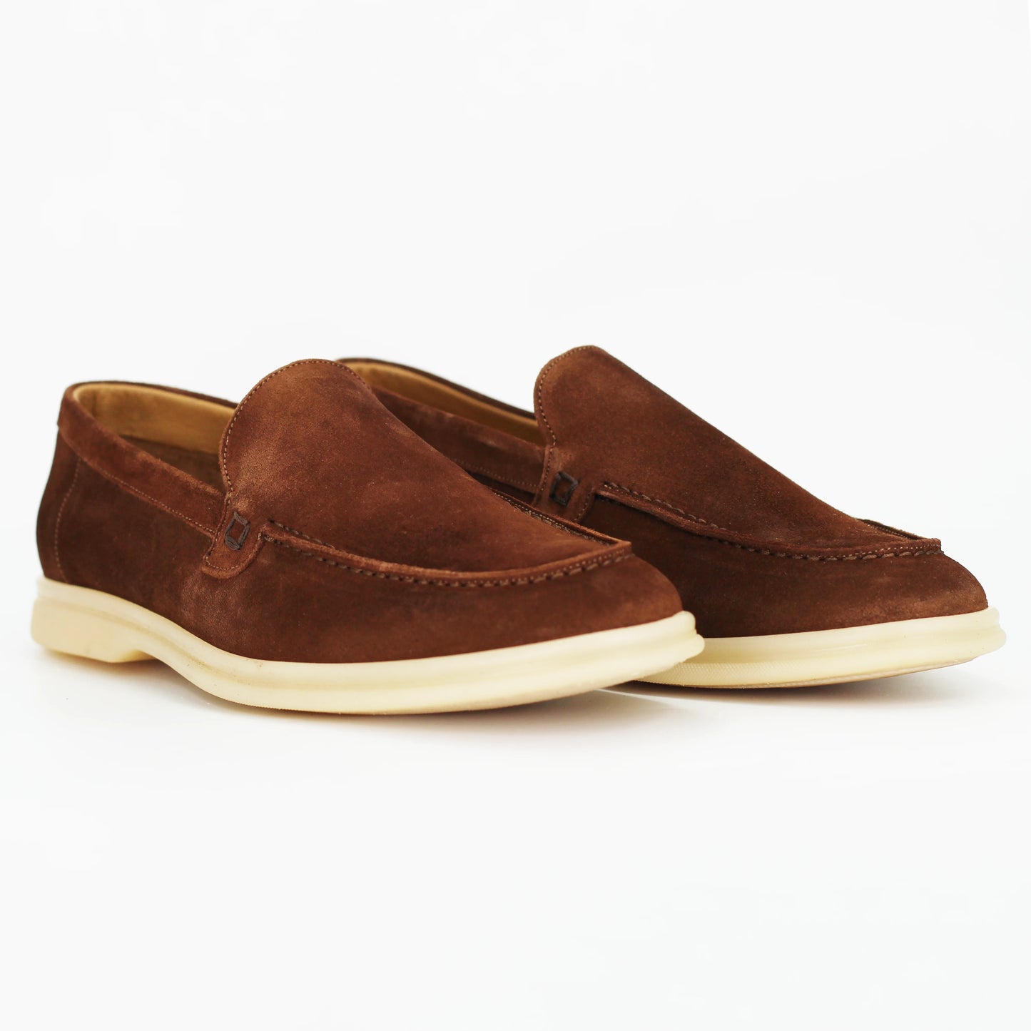 Shop men's moccasin in calf leather suede terra (GRUElite-10) or browse our range of men's Italian clothing and shoes in leather in-store at Aliverti Cape Town, or shop online. We deliver in South Africa & offer multiple payment plans as well as accept multiple safe & secure payment methods.