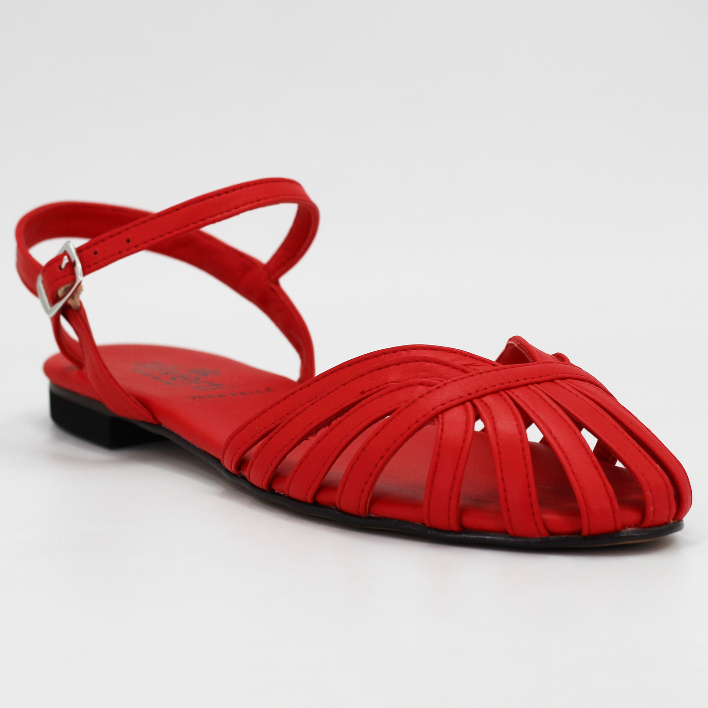 Shop Handmade Italian Leather Women's woven sandal (G500 5040) or browse our range of hand-made Italian shoes in leather or suede in-store at Aliverti Cape Town, or shop online. We deliver in South Africa & offer multiple payment plans as well as accept multiple safe & secure payment methods.