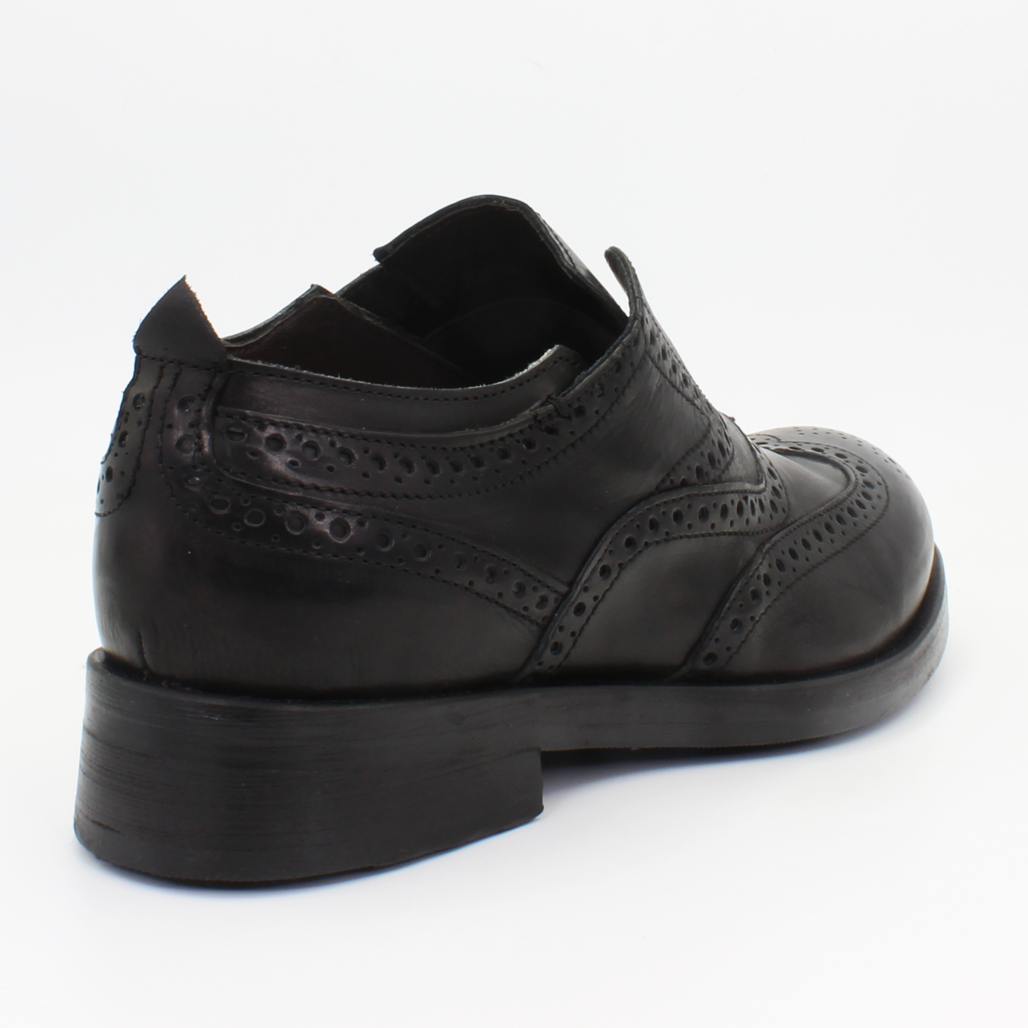 Women's Slip-On Oxford Brogue in Calf Leather Nero Black (JPD35773/19)
