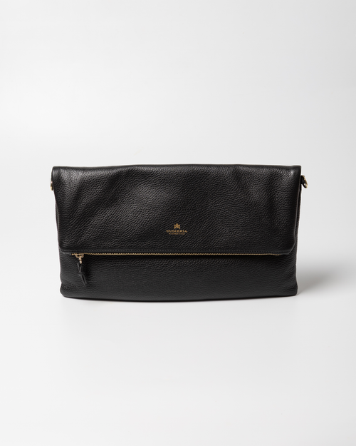Shop Women's Italian-made Cuoieria Fiorentina Italian Leather Velvet Flat Bag XL in Nero (B000006086230) or browse our range of hand-made Italian handbags for women in-store at Aliverti Cape Town, or shop online. 

We deliver in South Africa & offer multiple payment plans as well as accept multiple safe & secure payment methods.