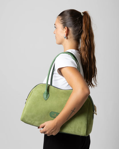 Shop Women's Italian-made Cuoieria Fiorentina Italian Leather Emma Boho Shopping in Aloe (B000006118240) or browse our range of hand-made Italian handbags for women in-store at Aliverti Cape Town, or shop online. 

We deliver in South Africa & offer multiple payment plans as well as accept multiple safe & secure payment methods.