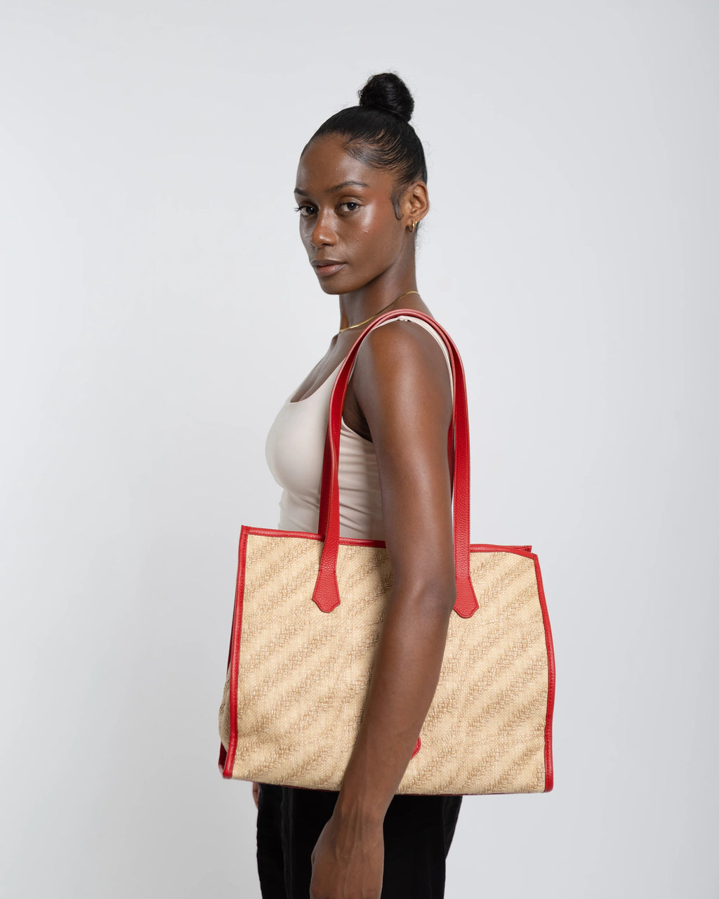 Shop Women's Italian-made Cuoieria Fiorentina Italian Leather Dora Shopping Spiga in Tomato (B000005992026) or browse our range of hand-made Italian handbags for women in-store at Aliverti Cape Town, or shop online. 

We deliver in South Africa & offer multiple payment plans as well as accept multiple safe & secure payment methods.