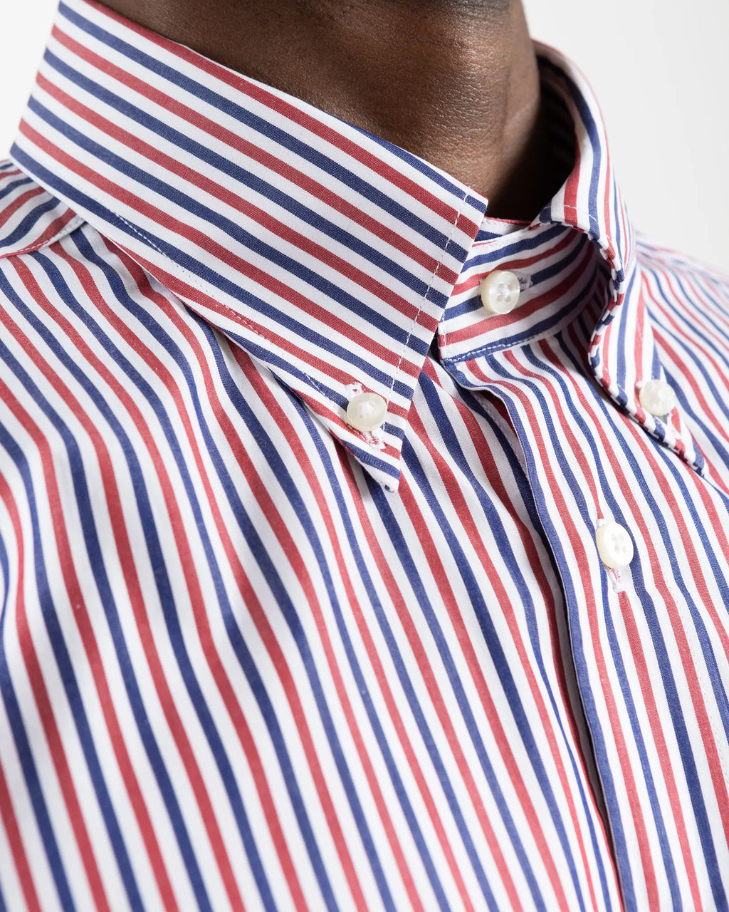 Shop Bianco Oro Men's Cotton Shirt in Red & Blue Stripe or browse our range of men's Italian clothing and shoes in leather in-store at Aliverti Cape Town, or shop online. We deliver in South Africa & offer multiple payment plans as well as accept multiple safe & secure payment methods.