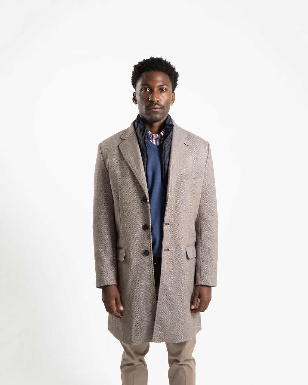 Shop Fusaro Antonio Herringbone Wool Overcoat in Brown or browse our range of men's Italian clothing and shoes in leather in-store at Aliverti Cape Town, or shop online. We deliver in South Africa & offer multiple payment plans as well as accept multiple safe & secure payment methods.