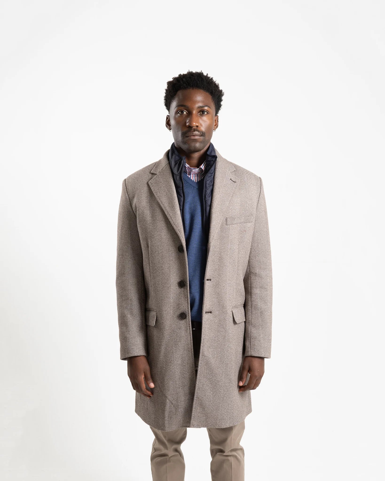 Shop Fusaro Antonio Herringbone Wool Overcoat in Brown or browse our range of men's Italian clothing and shoes in leather in-store at Aliverti Cape Town, or shop online. We deliver in South Africa & offer multiple payment plans as well as accept multiple safe & secure payment methods.