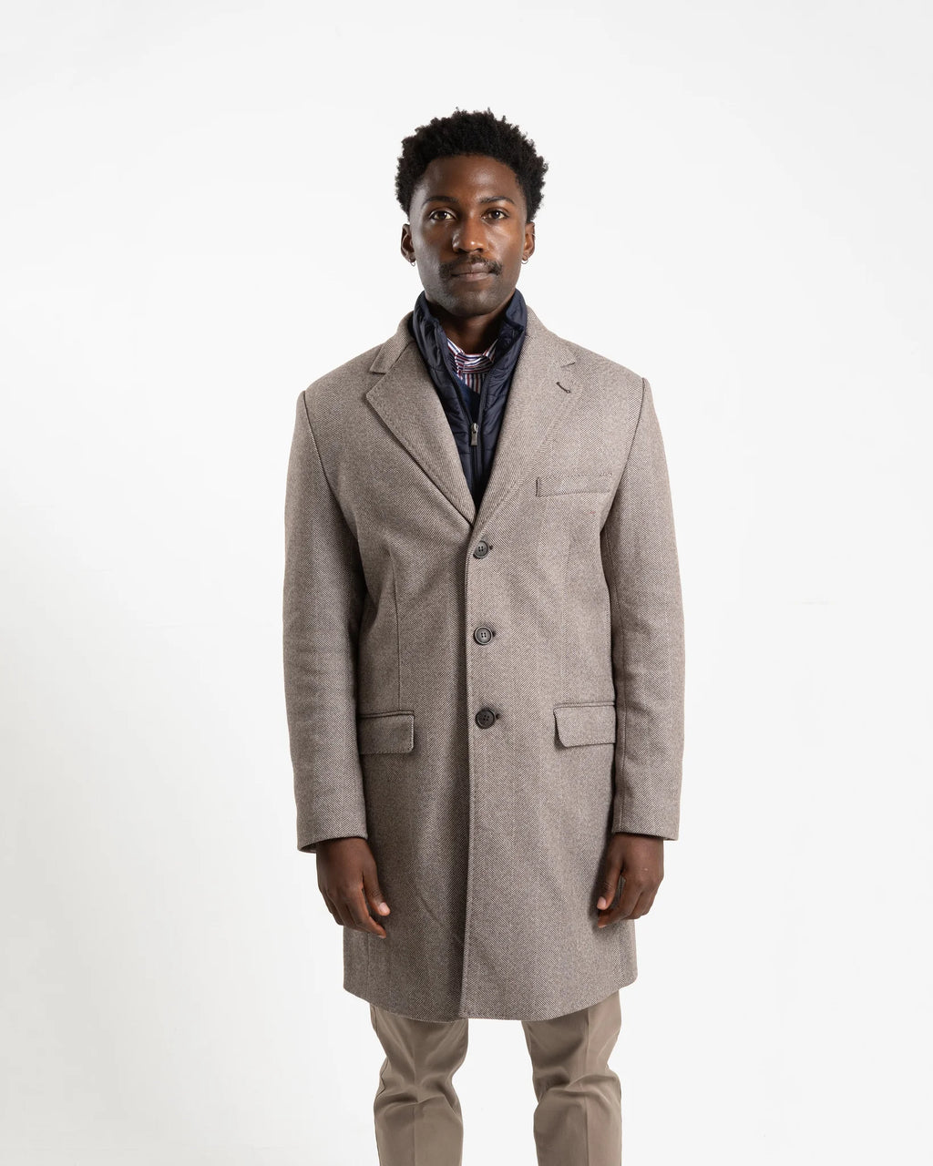 Shop Fusaro Antonio Herringbone Wool Overcoat in Brown or browse our range of men's Italian clothing and shoes in leather in-store at Aliverti Cape Town, or shop online. We deliver in South Africa & offer multiple payment plans as well as accept multiple safe & secure payment methods.