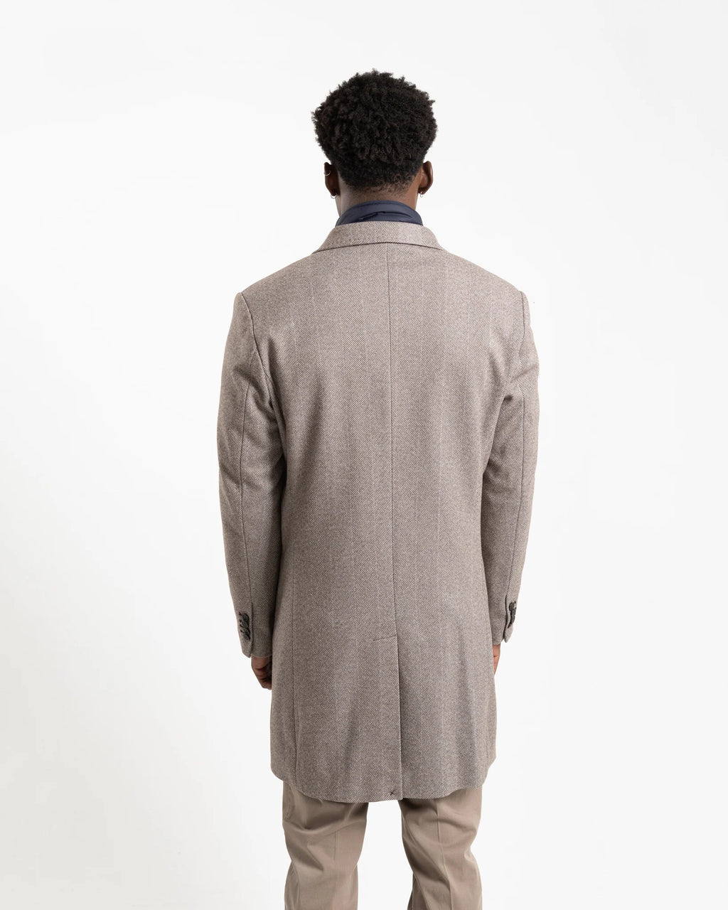 Shop Fusaro Antonio Herringbone Wool Overcoat in Brown or browse our range of men's Italian clothing and shoes in leather in-store at Aliverti Cape Town, or shop online. We deliver in South Africa & offer multiple payment plans as well as accept multiple safe & secure payment methods.