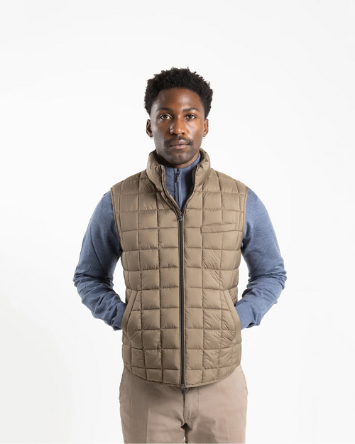 Shop Fusaro Antonio Men's Gilet in Brown or browse our range of men's Italian clothing and shoes in leather in-store at Aliverti Cape Town, or shop online. We deliver in South Africa & offer multiple payment plans as well as accept multiple safe & secure payment methods.