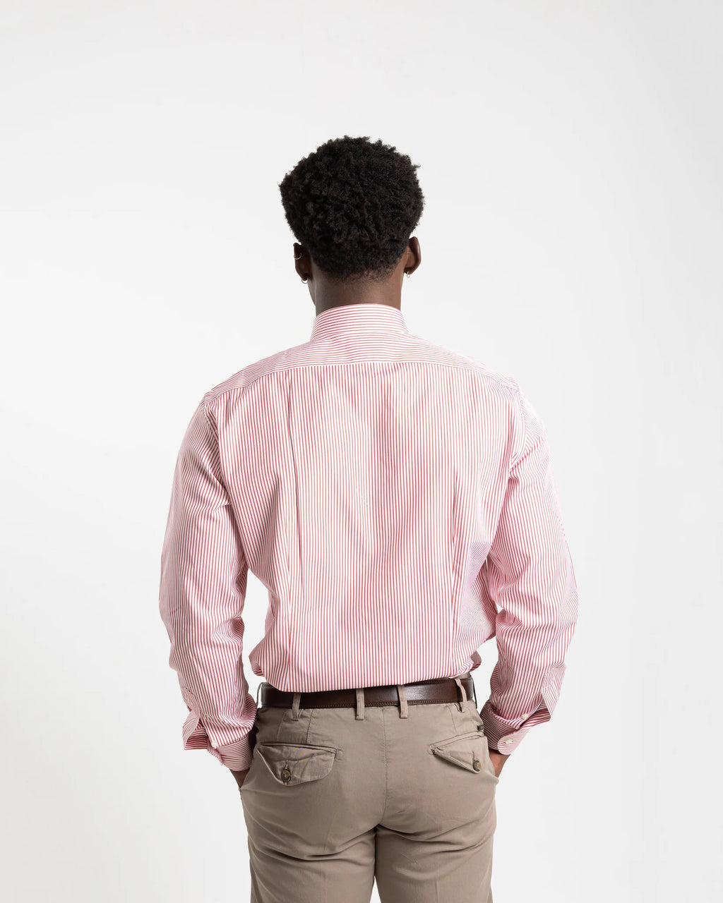 Shop Bianco Oro Men's Cotton Shirt in Red Stripe or browse our range of men's Italian clothing and shoes in leather in-store at Aliverti Cape Town, or shop online. We deliver in South Africa & offer multiple payment plans as well as accept multiple safe & secure payment methods.