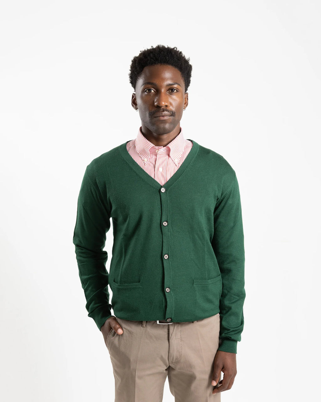 Shop Fusaro Antonio Men's Wool Cardigan in Green or browse our range of men's Italian clothing and shoes in leather in-store at Aliverti Cape Town, or shop online. We deliver in South Africa & offer multiple payment plans as well as accept multiple safe & secure payment methods.