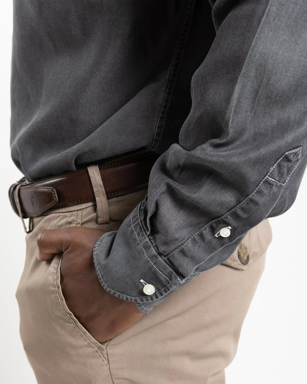 Shop Bianco Oro Men's Cotton Shirt in Grey (BO2025) or browse our range of men's Italian clothing and shoes in leather in-store at Aliverti Cape Town, or shop online. We deliver in South Africa & offer multiple payment plans as well as accept multiple safe & secure payment methods.