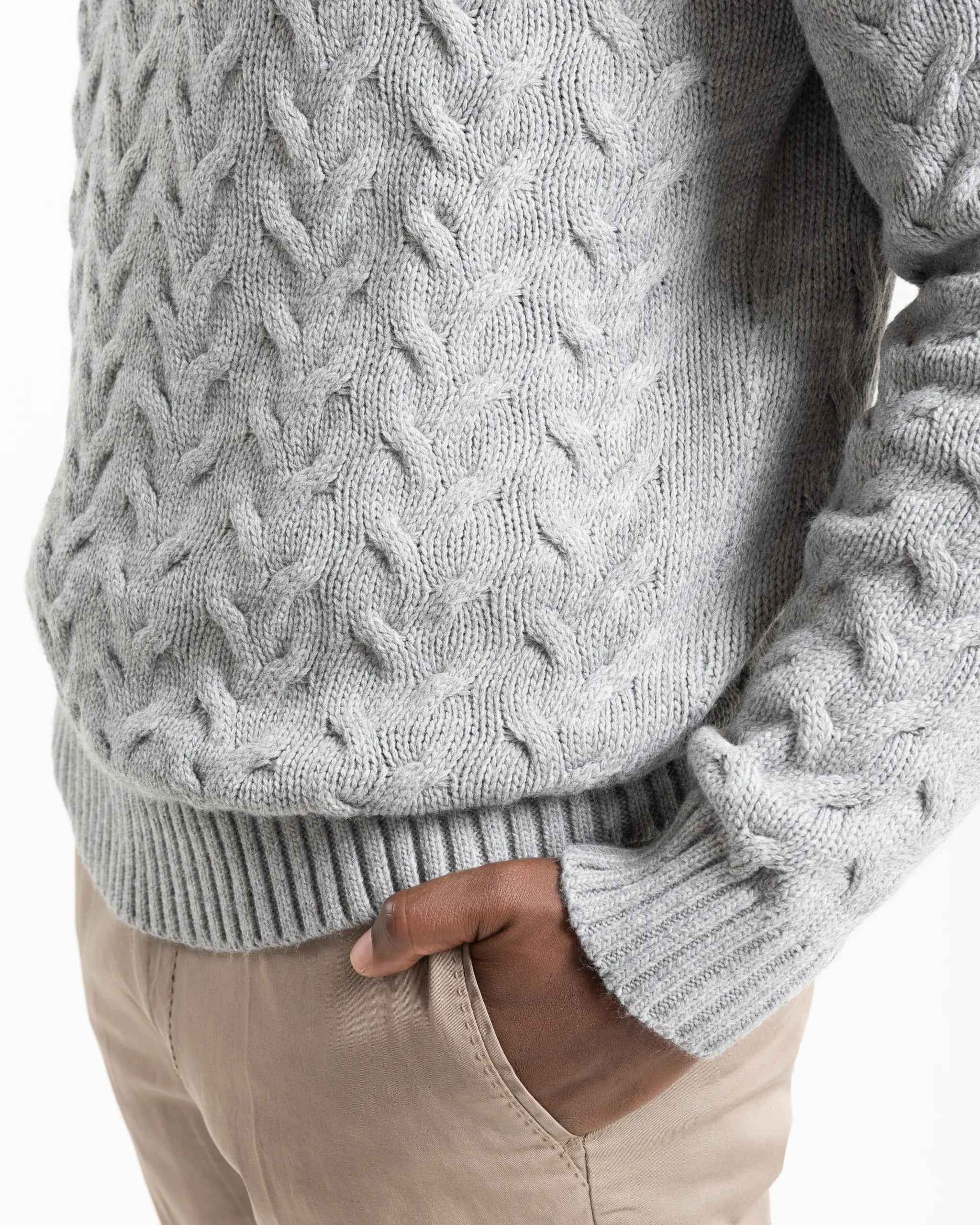 Shop Fusaro Antonio Men's Cable Knit Jersey in Grey or browse our range of men's Italian clothing and shoes in leather in-store at Aliverti Cape Town, or shop online. We deliver in South Africa & offer multiple payment plans as well as accept multiple safe & secure payment methods.