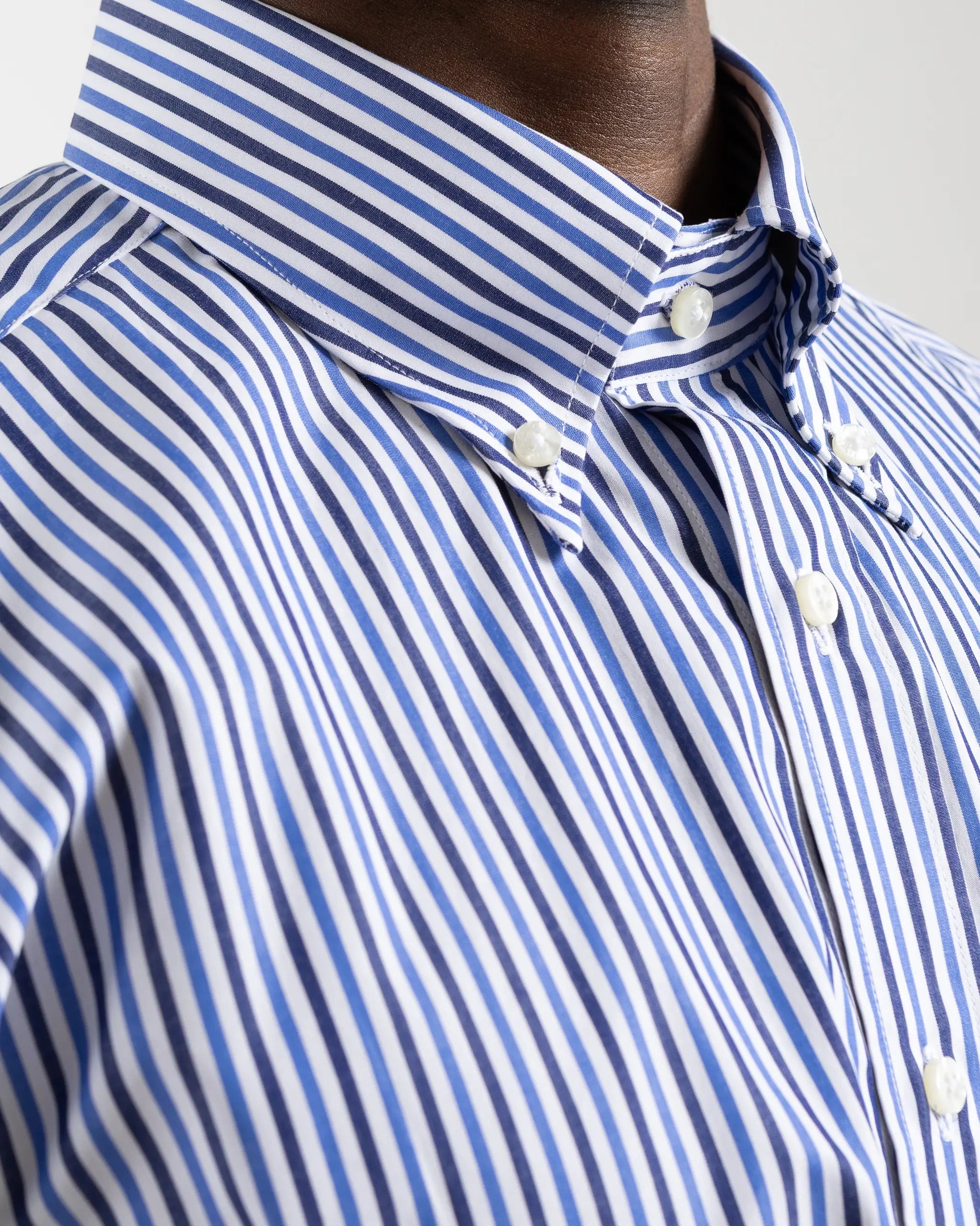 Shop Bianco Oro Men's Striped Cotton Shirt in Blue or browse our range of men's Italian clothing and shoes in leather in-store at Aliverti Cape Town, or shop online. We deliver in South Africa & offer multiple payment plans as well as accept multiple safe & secure payment methods.