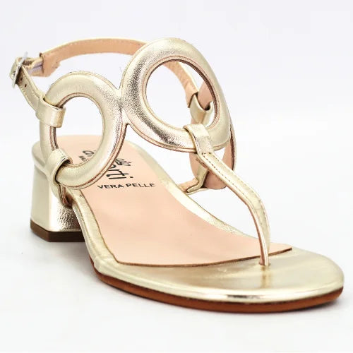 Shop Handmade Italian Leather Women's Block Heel Sandal in Calf Leather Platino (EDG10021) or browse our range of hand-made Italian shoes in leather or suede in-store at Aliverti Cape Town, or shop online. We deliver in South Africa & offer multiple payment plans as well as accept multiple safe & secure payment methods.