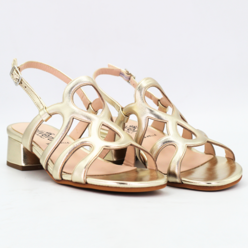 Shop Handmade Italian Leather Women's Block Heel Sandal in Calf Leather Platino (EDG10050) or browse our range of hand-made Italian shoes in leather or suede in-store at Aliverti Cape Town, or shop online. We deliver in South Africa & offer multiple payment plans as well as accept multiple safe & secure payment methods.