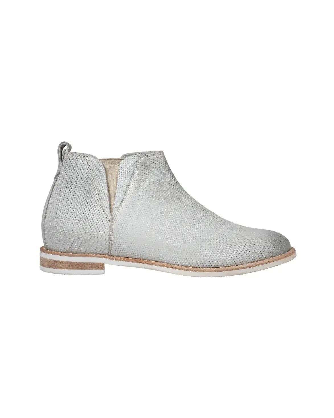 Shop Ladies Italian Leather Ankle Boots in White with Ultra Light-weight Sole (BR9433OSS) or browse our range of hand-made Italian ankle boots in leather or suede in-store at Aliverti Durban or Cape Town, or shop online. We deliver in South Africa & offer multiple payment plans as well as accept multiple safe & secure payment methods.