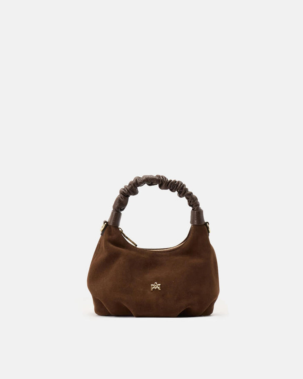 Description
Small but full of character, the mini hobo from the Chop line is the accessory that adds a touch of playful femininity to any outfit. Its soft design and ruched shoulder strap express a relaxed elegance, while the artisanal quality of the materials brings a sophisticated touch. Perfect for evenings out or casual weekends, it's a bag that surprises with its lightness and authentic style.

Composition
Suede is made from the lower part of the leather, which is softer and more flexible than the oute