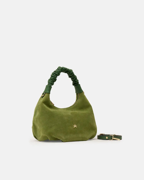 Description
The medium Chop hobo is designed for those who appreciate everyday elegance made of softness and refined details. The ruched shoulder strap and enveloping silhouette gracefully interpret the boho spirit of the season, while the high-quality materials give it an authentic and accessible charm. A perfect style companion for any moment.

Composition
This soft full-grain calfskin, is worked to obtain an uniform grain, called tumbled leather. The remarkable fullness and roundness of the hand make it 