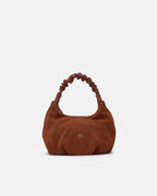 Description
The medium Chop hobo is designed for those who appreciate everyday elegance made of softness and refined details. The ruched shoulder strap and enveloping silhouette gracefully interpret the boho spirit of the season, while the high-quality materials give it an authentic and accessible charm. A perfect style companion for any moment.

Composition
This soft full-grain calfskin, is worked to obtain an uniform grain, called tumbled leather. The remarkable fullness and roundness of the hand make it 