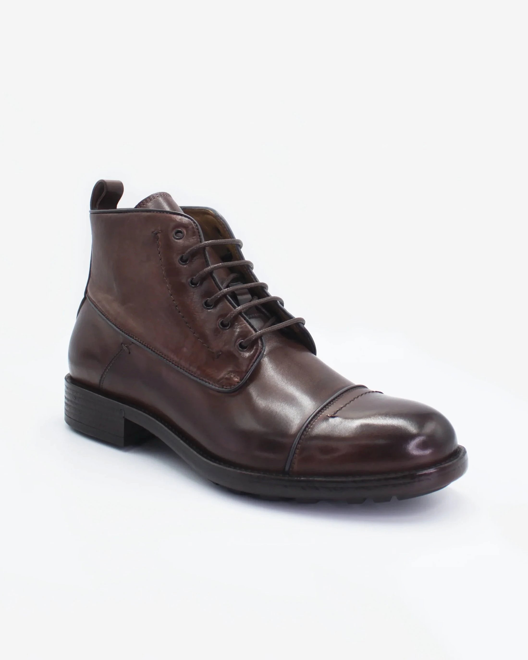 Shop Handmade Italian Leather Lace-Up Boot in Cioccolato Brown (10876) or browse our range of hand-made Italian boots for men in leather or suede in-store at Aliverti Durban or Cape Town, or shop online. We deliver in South Africa & offer multiple payment plans as well as accept multiple safe & secure payment methods.