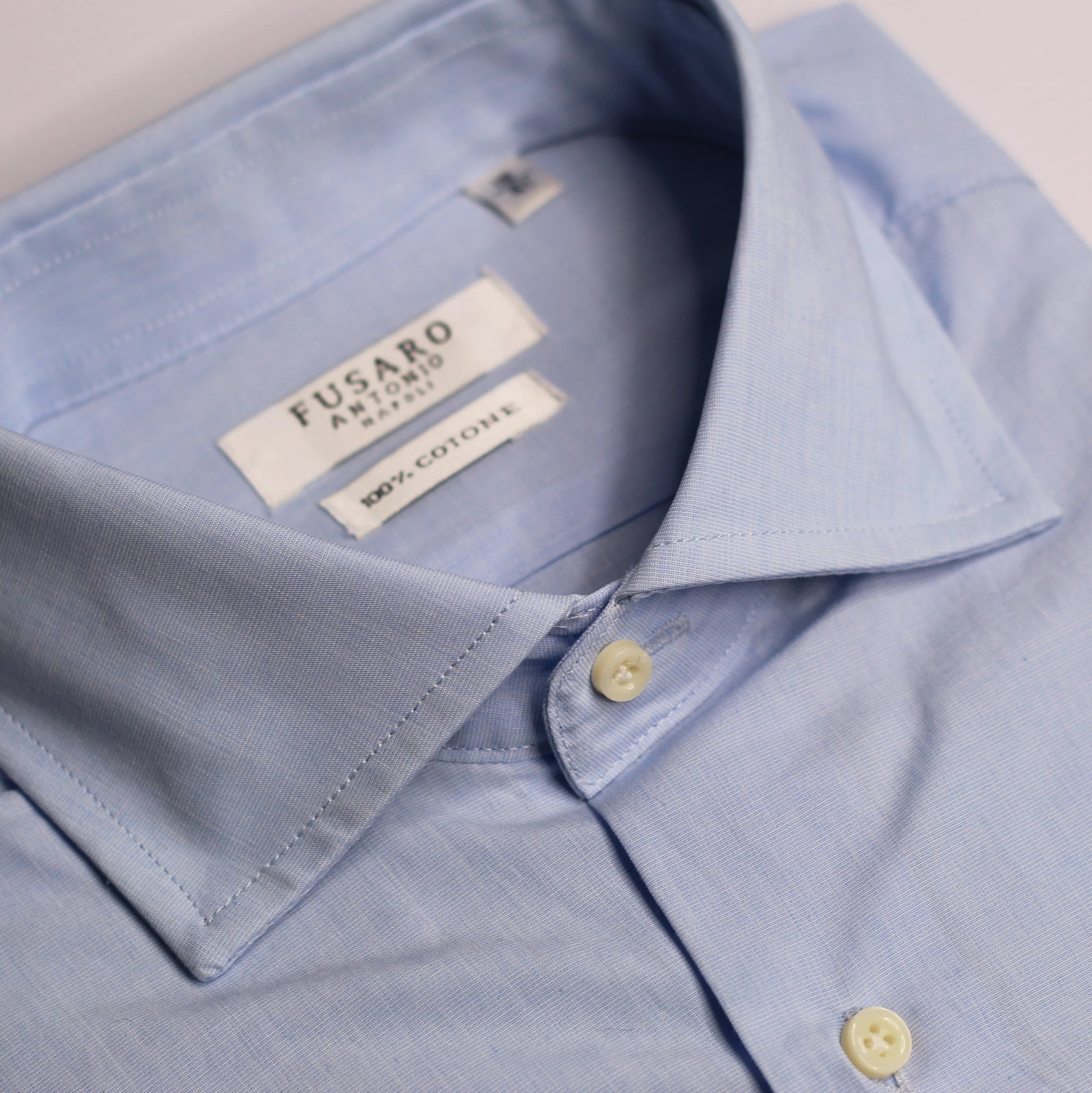 Shop Fusaro Antonio men's Italian shirt in light blue (CA22017VAR2) or browse our range of men's Italian clothing and shoes in leather in-store at Aliverti Cape Town, or shop online. We deliver in South Africa & offer multiple payment plans as well as accept multiple safe & secure payment methods.