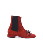 Shop Handmade Italian Leather Suede Boot in Red (2720) or browse our range of hand-made Italian boots for women in leather or suede in-store at Aliverti Durban or Cape Town, or shop online. We deliver in South Africa & offer multiple payment plans as well as accept multiple safe & secure payment methods.