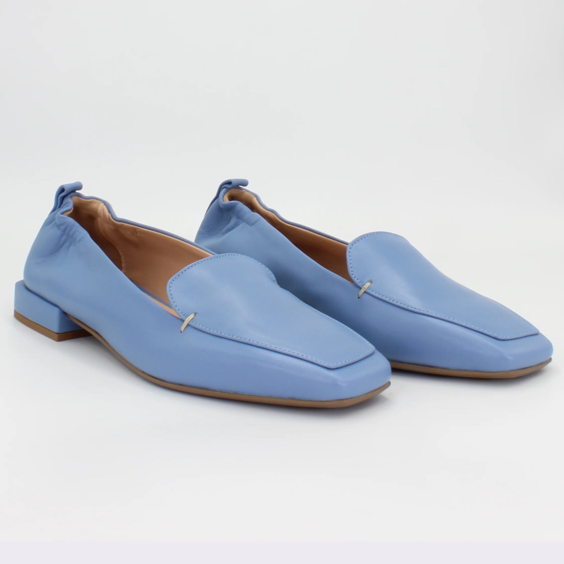 Shop Handmade Italian Leather loafer in denim nappa (DARIA18) or browse our range of hand-made Italian shoes in leather or suede in-store at Aliverti Cape Town, or shop online. We deliver in South Africa & offer multiple payment plans as well as accept multiple safe & secure payment methods.