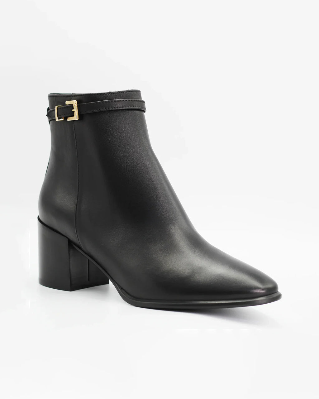 Shop Women's heeled ankle boot in calf leather nero (JENNY3) or browse our range of men's Italian clothing and shoes in leather in-store at Aliverti Cape Town, or shop online. We deliver in South Africa & offer multiple payment plans as well as accept multiple safe & secure payment methods.