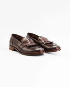 Shop Women's fringe loafer in calf leather testa di moro(BRD10689) or browse our range of men's Italian clothing and shoes in leather in-store at Aliverti Cape Town, or shop online. We deliver in South Africa & offer multiple payment plans as well as accept multiple safe & secure payment methods.