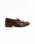 Shop Women's fringe loafer in calf leather testa di moro(BRD10689) or browse our range of men's Italian clothing and shoes in leather in-store at Aliverti Cape Town, or shop online. We deliver in South Africa & offer multiple payment plans as well as accept multiple safe & secure payment methods.