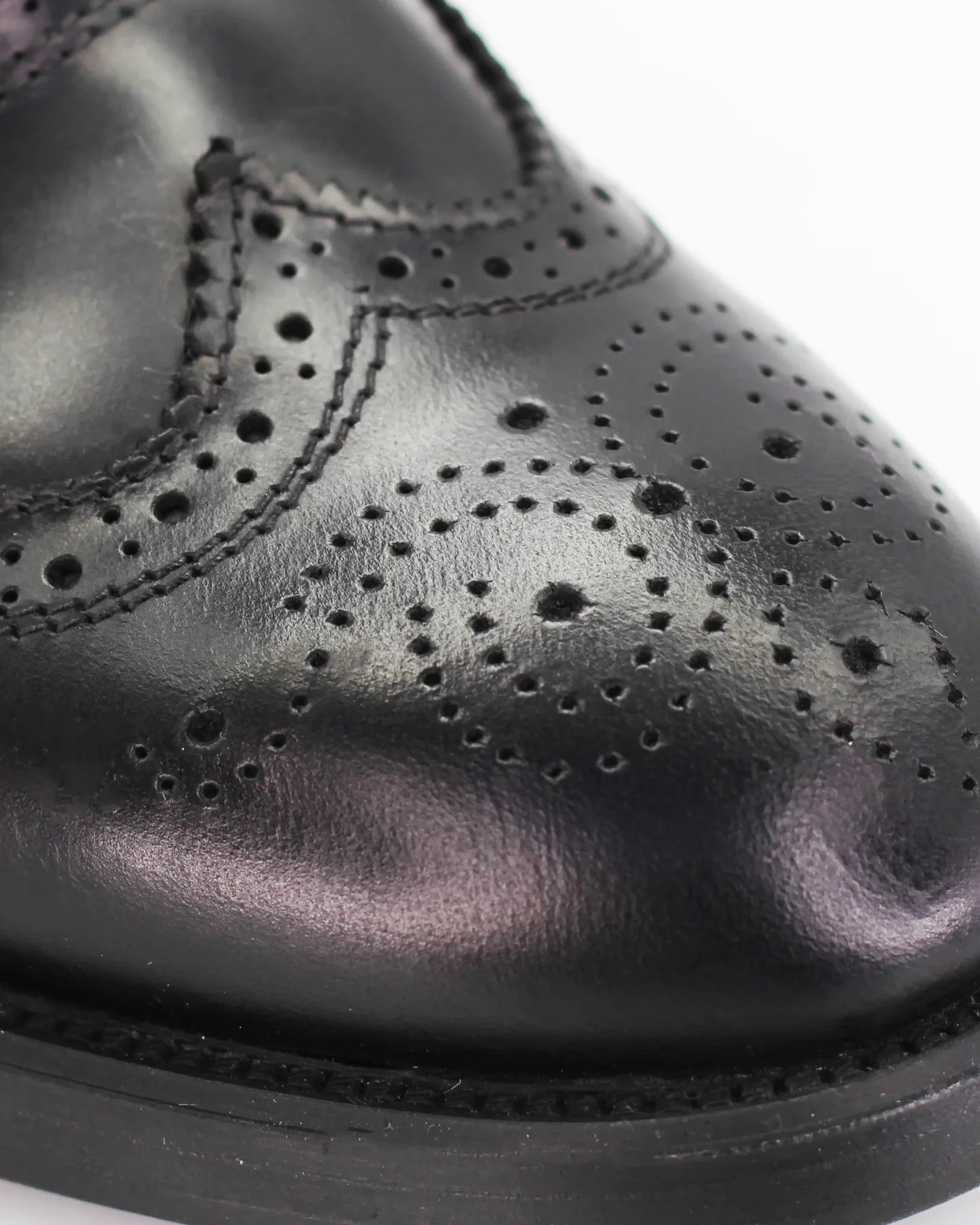 Shop Women's classic brogue in calf leather nero (BRD12158) or browse our range of men's Italian clothing and shoes in leather in-store at Aliverti Cape Town, or shop online. We deliver in South Africa & offer multiple payment plans as well as accept multiple safe & secure payment methods.