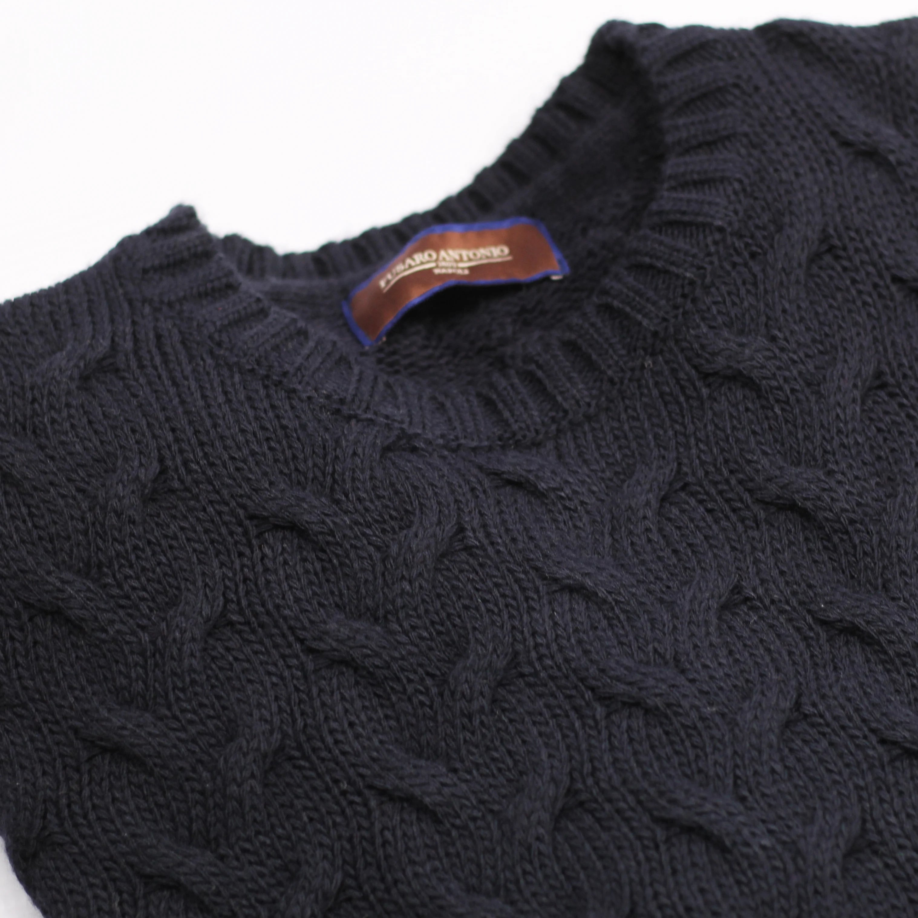 Shop Fusaro Antonio chunky wool blend cable knit jersey in blue (MA25010) or browse our range of men's Italian clothing and shoes in leather in-store at Aliverti Cape Town, or shop online. We deliver in South Africa & offer multiple payment plans as well as accept multiple safe & secure payment methods.