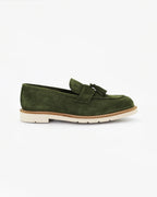 Shop Men's tassel moccasin in calf leather suede verde (GRU360614) or browse our range of men's Italian clothing and shoes in leather in-store at Aliverti Cape Town, or shop online. We deliver in South Africa & offer multiple payment plans as well as accept multiple safe & secure payment methods.