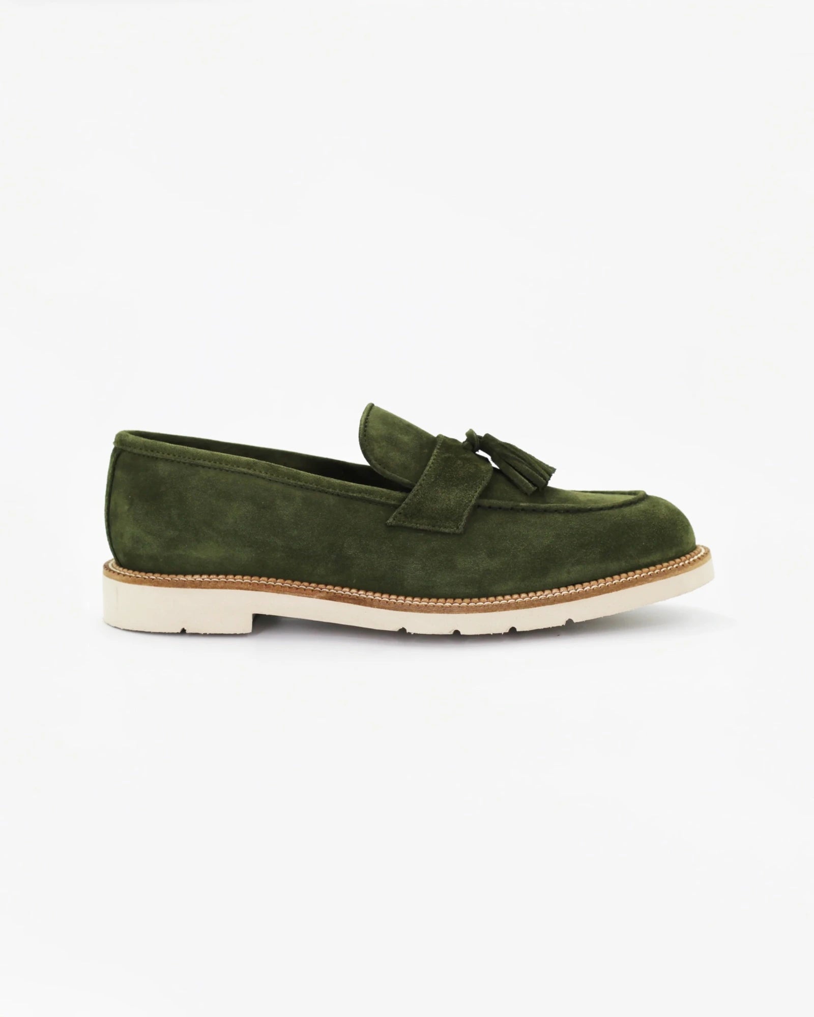 Shop Men's tassel moccasin in calf leather suede verde (GRU360614) or browse our range of men's Italian clothing and shoes in leather in-store at Aliverti Cape Town, or shop online. We deliver in South Africa & offer multiple payment plans as well as accept multiple safe & secure payment methods.