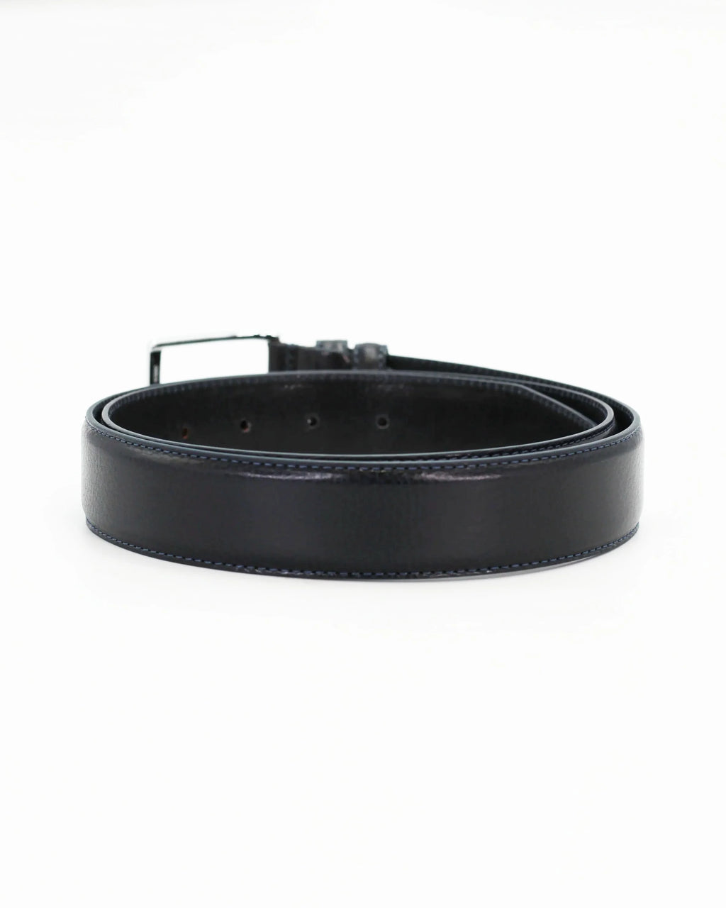 Shop our Italian-made Cuoieria Fiorentina Italian leather belt in blue (CIODGEL00G040) or browse our range of Italian belts for men & women in-store at Aliverti Cape Town, or shop online. 

We deliver in South Africa & offer multiple payment plans as well as accept multiple safe & secure payment methods.