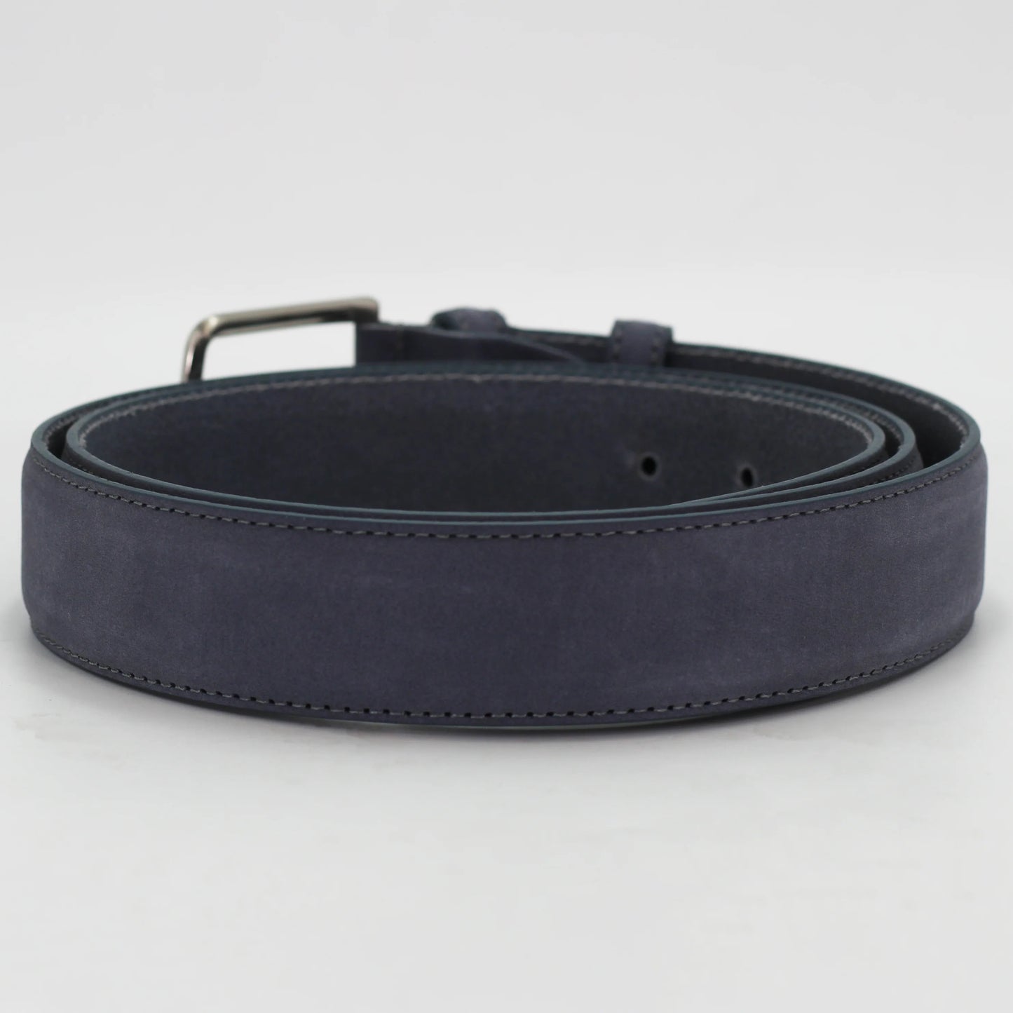Shop our Italian-made Cuoieria Fiorentina Italian leather suede belt in grigio (CIODGEL00G040) or browse our range of Italian belts for men & women in-store at Aliverti Cape Town, or shop online. 

We deliver in South Africa & offer multiple payment plans as well as accept multiple safe & secure payment methods.