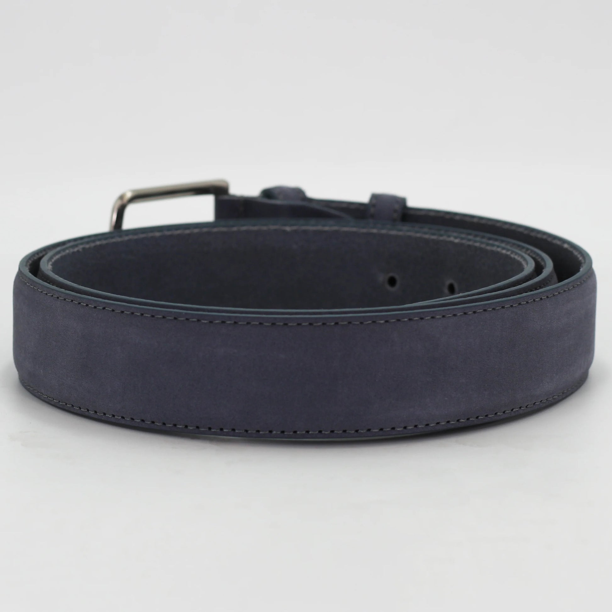 Shop our Italian-made Cuoieria Fiorentina Italian leather suede belt in grigio (CIODGEL00G040) or browse our range of Italian belts for men & women in-store at Aliverti Cape Town, or shop online. 

We deliver in South Africa & offer multiple payment plans as well as accept multiple safe & secure payment methods.