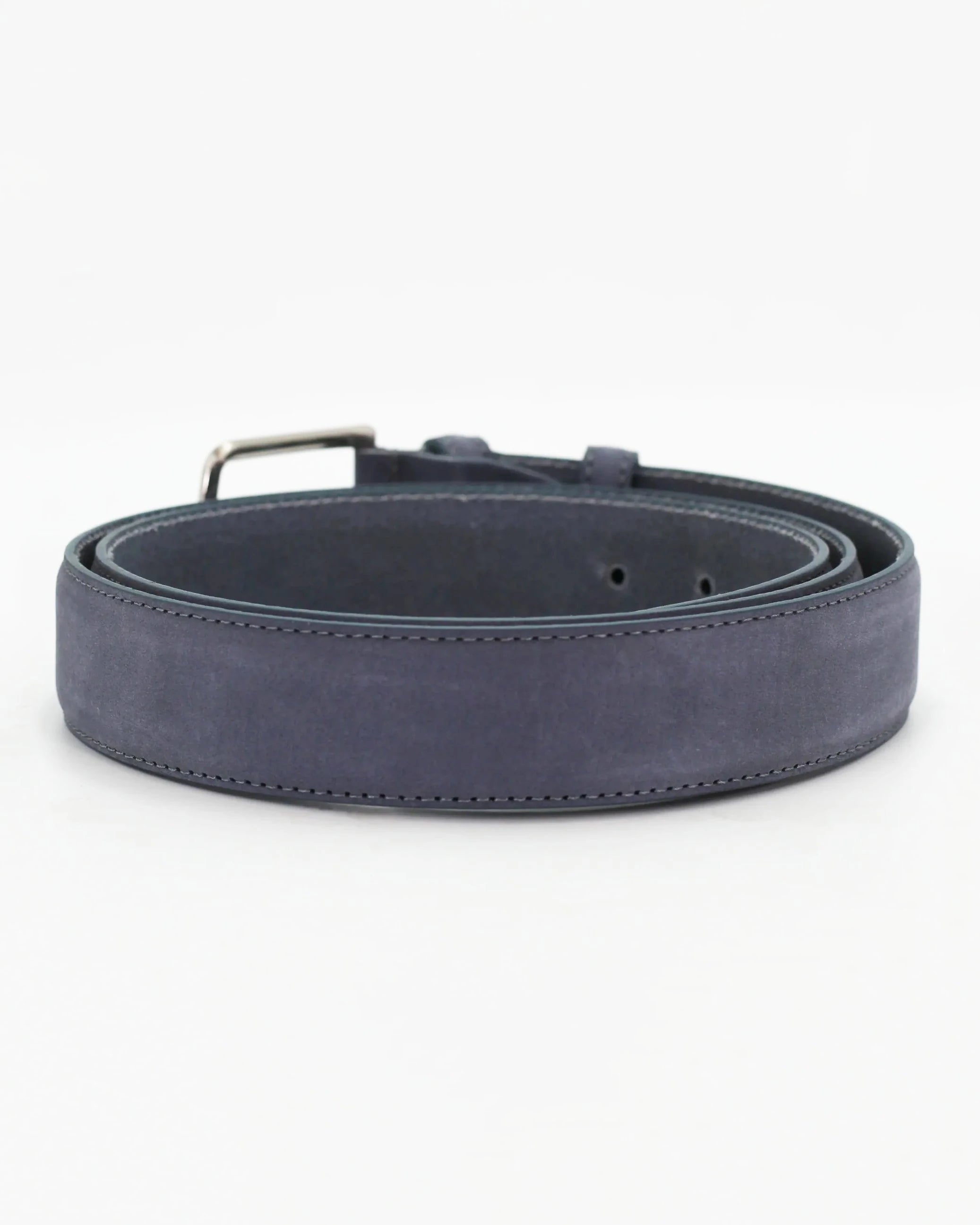 Shop our Italian-made Cuoieria Fiorentina Italian leather suede belt in grigio (CIODGEL00G040) or browse our range of Italian belts for men & women in-store at Aliverti Cape Town, or shop online. 

We deliver in South Africa & offer multiple payment plans as well as accept multiple safe & secure payment methods.