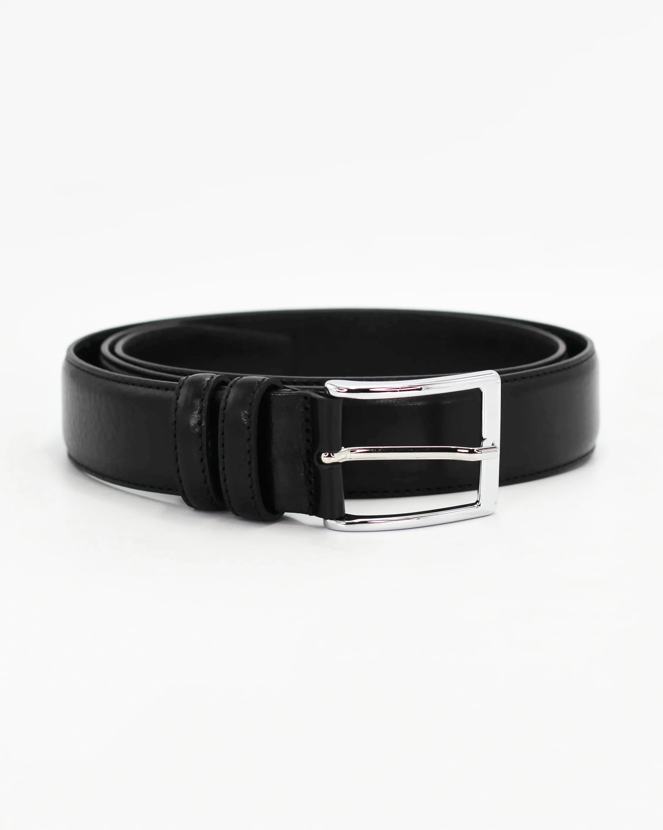 Shop our Italian-made Cuoieria Fiorentina Italian leather belt in black (CIODGEL00G040) or browse our range of Italian belts for men & women in-store at Aliverti Cape Town, or shop online. 

We deliver in South Africa & offer multiple payment plans as well as accept multiple safe & secure payment methods.