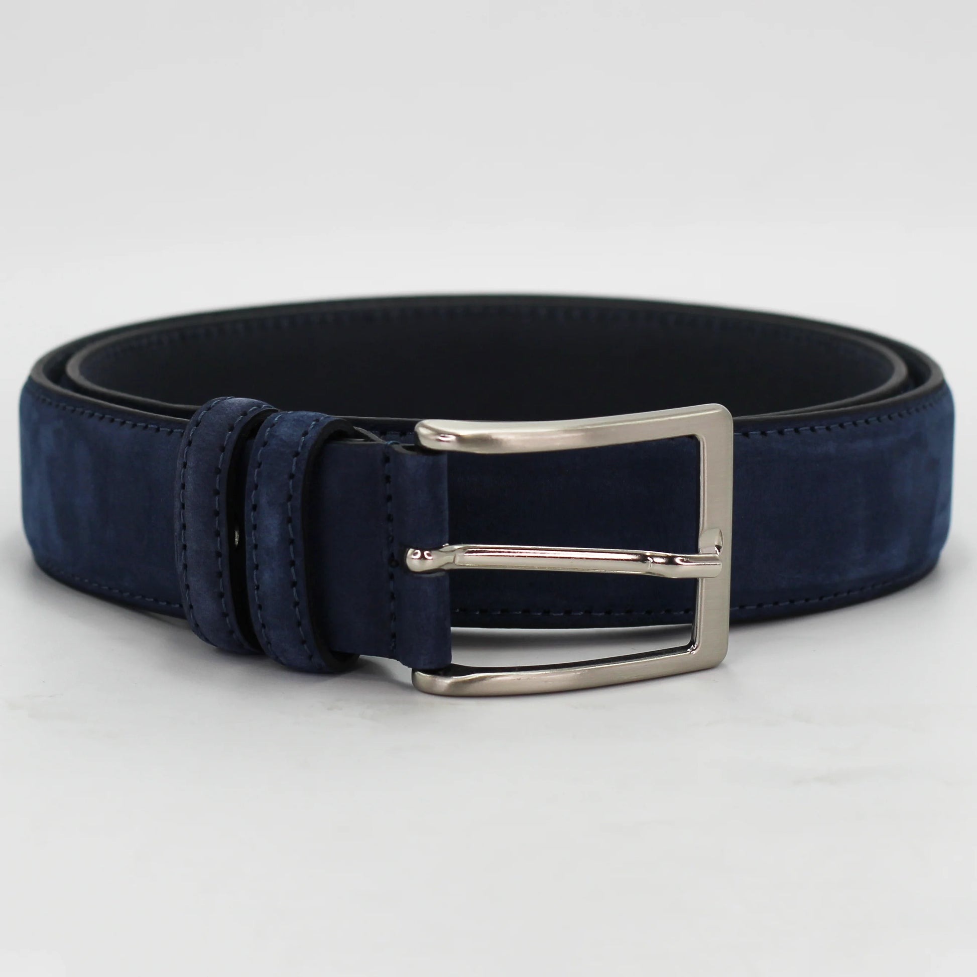 Shop our Italian-made Cuoieria Fiorentina Italian leather suede belt in blue (CIODGEL00G040) or browse our range of Italian belts for men & women in-store at Aliverti Cape Town, or shop online. 

We deliver in South Africa & offer multiple payment plans as well as accept multiple safe & secure payment methods.